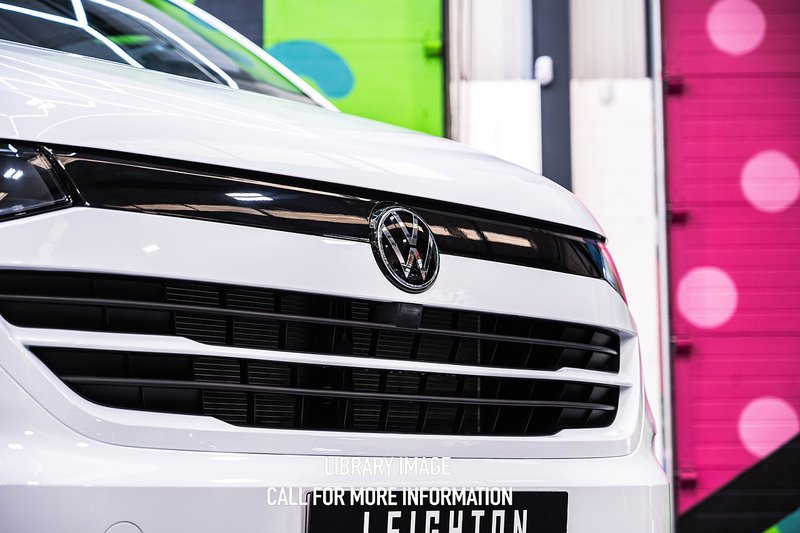 Volkswagen Transporter 2.0 - Large 13