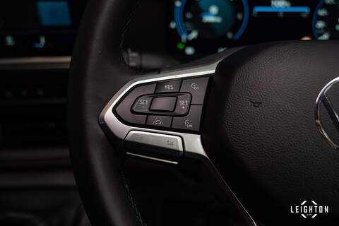 Volkswagen Transporter 2.0 T28 Diesel 110PS Manual Kombi Van SWB - N5103