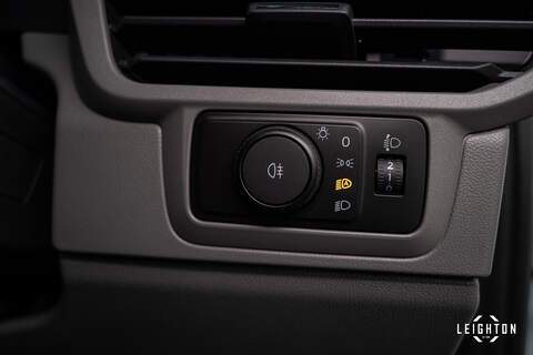 Volkswagen Transporter 2.0 T28 Diesel 110PS Manual Kombi Van SWB - N5103