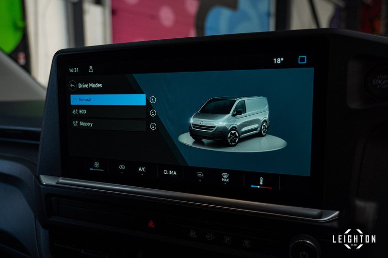 Volkswagen Transporter 2.0 - Large 40