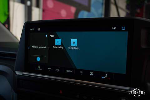 Volkswagen Transporter 2.0 T28 Diesel 110PS Manual Kombi Van SWB - N5103