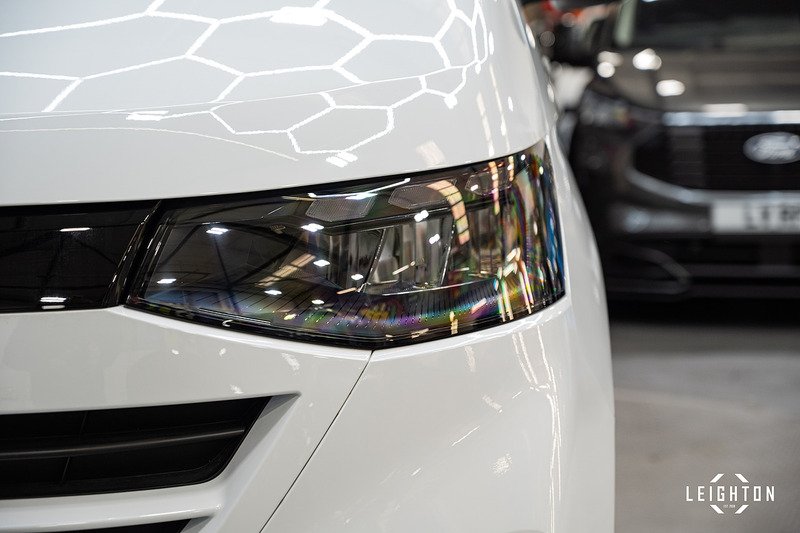 Volkswagen Transporter 2.0 - Large 12