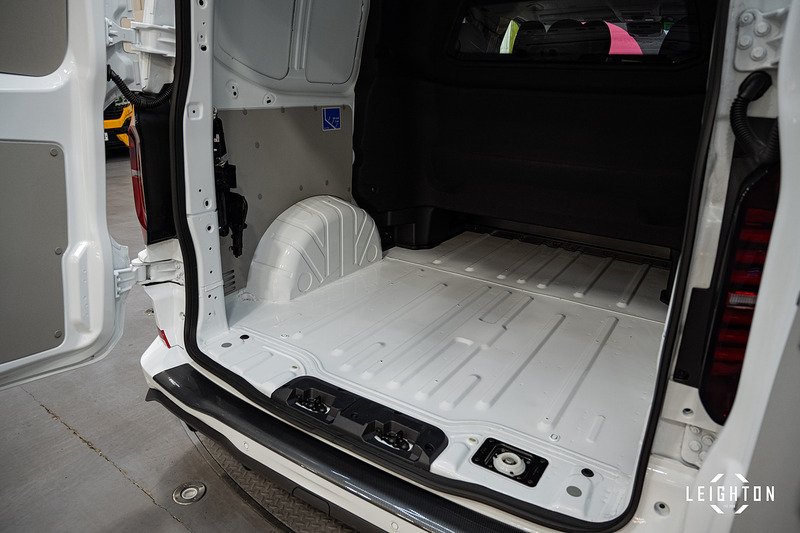 Volkswagen Transporter 2.0 - Large 23