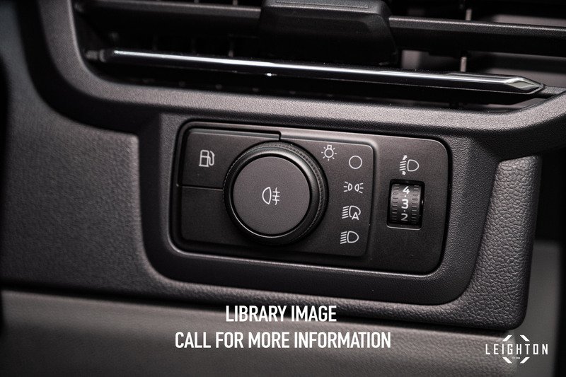 Ford Transit Custom 2.5 320 Duratec PHEV 232ps Limited Auto Double Cab - N6045