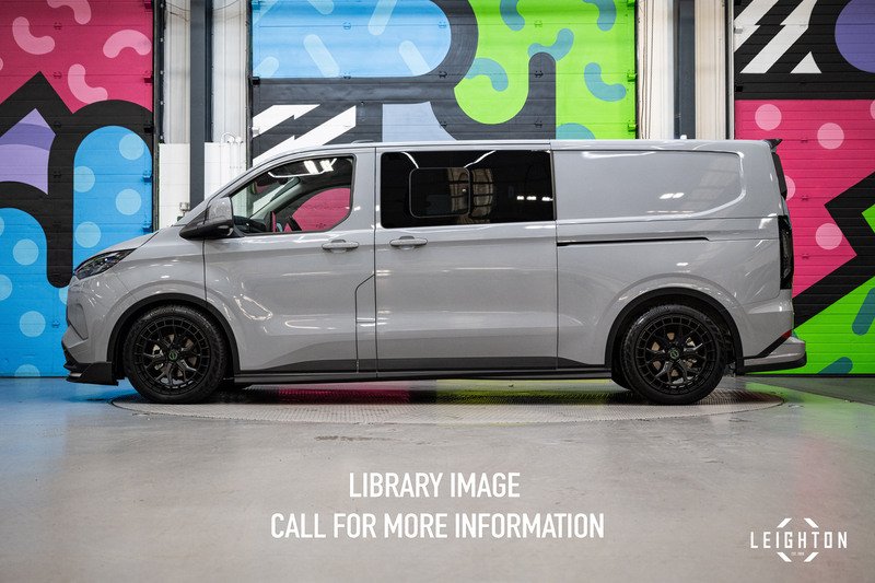 Ford Transit Custom 2.5 320 Duratec PHEV 232ps Limited Auto Double Cab - N6047