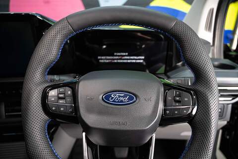 Ford Transit Custom 2.5 320 Duratec PHEV 232ps Limited Auto Double Cab - N6049