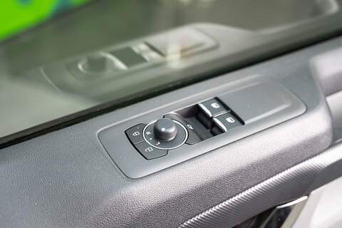 Ford Transit Custom 2.5 320 Duratec PHEV 232ps Limited Auto Double Cab - N6049
