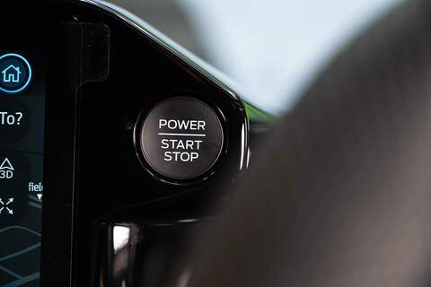 Ford Transit Custom 2.5 320 Duratec PHEV 232ps Limited Auto Double Cab - N6049