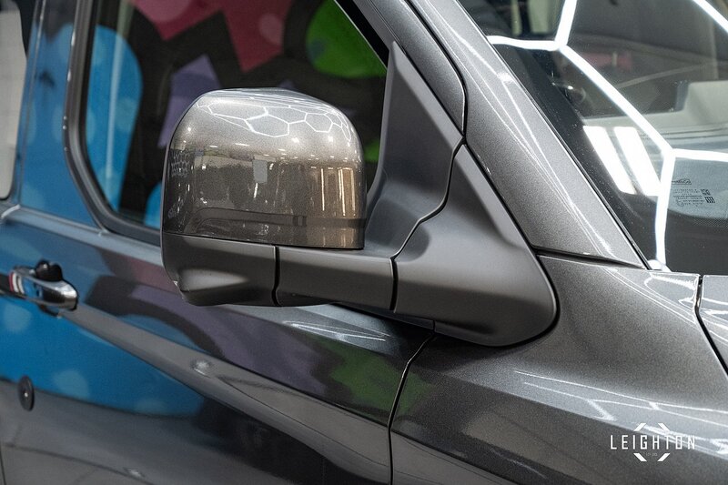 Ford Transit Custom 2.5 320 PHEV 232ps Auto Double Cab L2 H1 - N5223