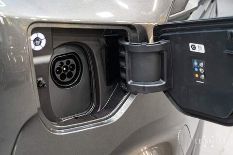 Ford Transit Custom 2.5 320 PHEV 232ps Auto Double Cab L2 H1 - N5223