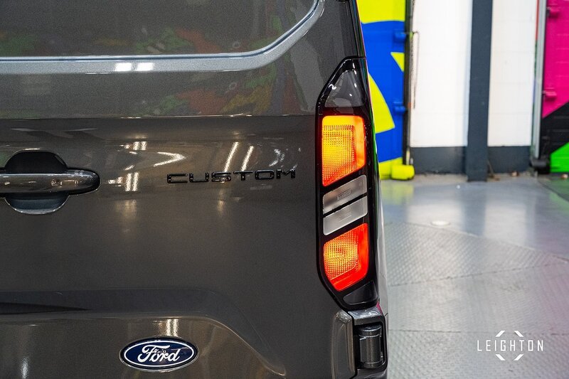 Ford Transit Custom 2.5 320 PHEV 232ps Auto Double Cab L2 H1 - N5223
