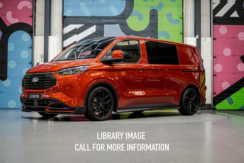 2.5 320 Duratec PHEV 232ps Limited Auto Double Cab L1 H1 Euro 6 LV-RF™ Pack Artisan Red 2.5 5dr Double Cab Van Automatic Petrol