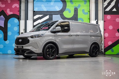 2.5 320 Duratec PHEV 232ps Limited Auto Panel Van1 H1 Euro 6 LV-RF™ Pack
