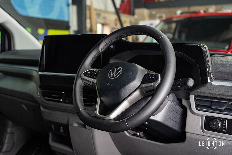 VW Transporter 2.0 - Large 27