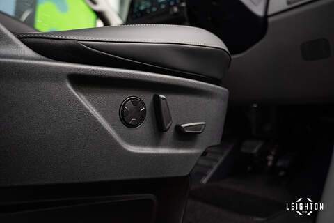 Volkswagen Transporter 2.0 T32 Diesel 150ps Auto 4Motion Panel Van LWB - N5139