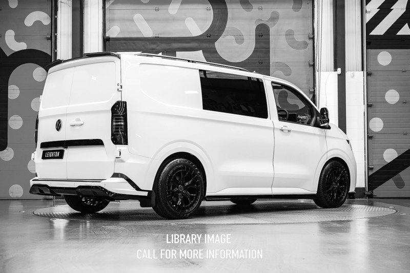 Volkswagen Transporter 2.0 T32 150ps Auto 4Motion Panel Van LWB - N5133