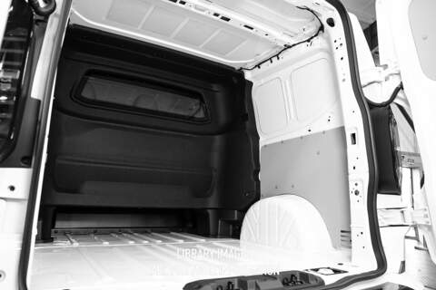 Volkswagen Transporter 2.0 T32 150ps Auto 4Motion Panel Van LWB - N5133