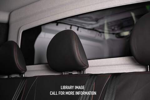 Volkswagen Transporter 2.0 T32 150ps Auto 4Motion Panel Van LWB - N5133