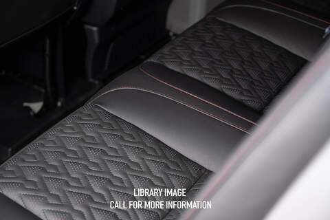 Volkswagen Transporter 2.0 T32 150ps Auto 4Motion Panel Van LWB - N5133