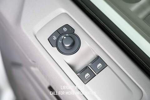 Volkswagen Transporter 2.0 T32 150ps Auto 4Motion Panel Van LWB - N5133
