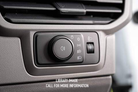 Volkswagen Transporter 2.0 T32 150ps Auto 4Motion Panel Van LWB - N5133