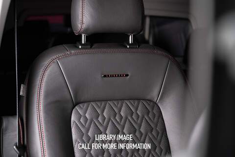 Volkswagen Transporter 2.0 T32 150ps Auto 4Motion Panel Van LWB - N5133