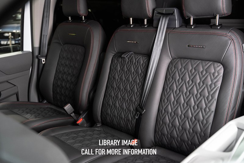 Volkswagen Transporter 2.0 T32 150ps Auto 4Motion Panel Van LWB - N5133