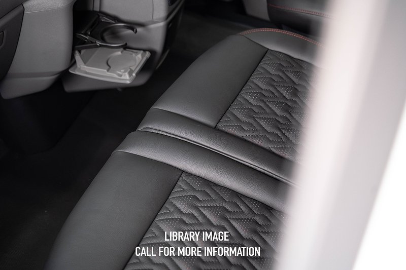 Volkswagen Transporter 2.0 T32 150ps Auto 4Motion Panel Van LWB - N5133