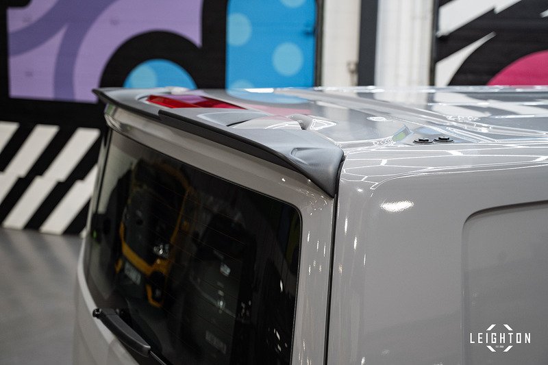 Volkswagen Transporter 2.0 - Large 14