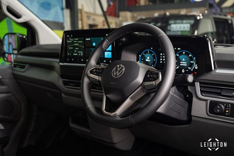 Volkswagen Transporter 2.0 - Large 27