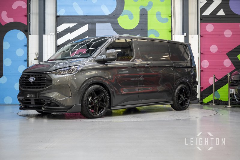 Ford Transit Custom 2.5 320 232ps Auto PHEV Panel Van L1 - N6068