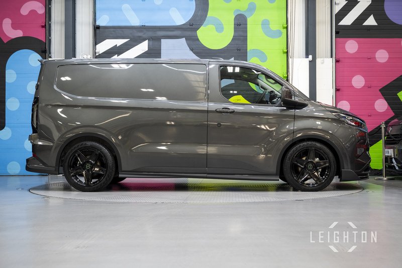 Ford Transit Custom 2.5 320 232ps Auto PHEV Panel Van L1 - N6068