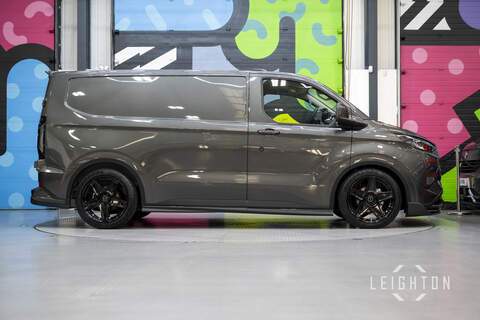 Ford Transit Custom 2.5 320 232ps Auto PHEV Panel Van L1 - N6068