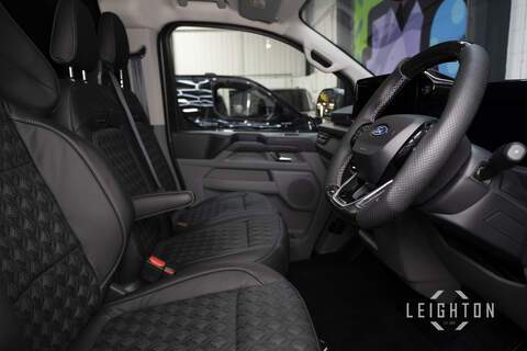 Ford Transit Custom 2.5 320 232ps Auto PHEV Panel Van L1 - N6068