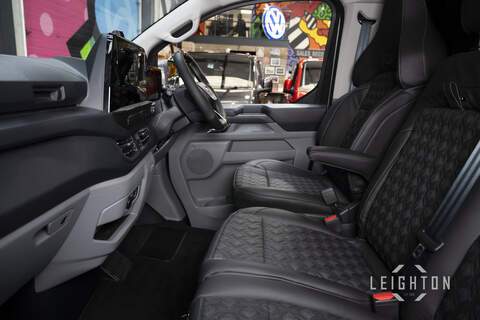 Ford Transit Custom 2.5 320 232ps Auto PHEV Panel Van L1 - N6068