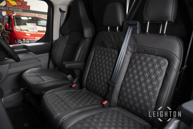 Ford Transit Custom 2.5 320 232ps Auto PHEV Panel Van L1 - N6068