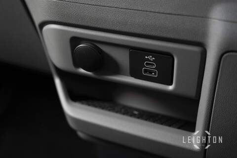 Ford Transit Custom 2.5 320 232ps Auto PHEV Panel Van L1 - N6068