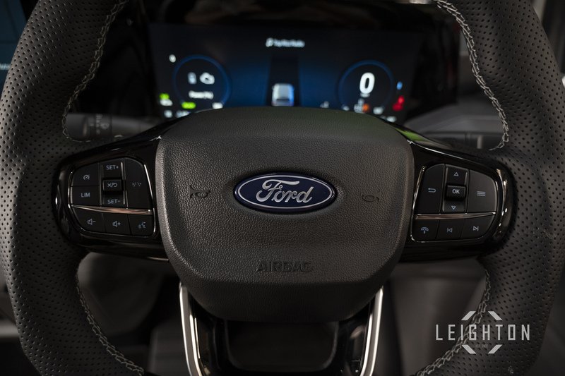 Ford Transit Custom 2.5 320 232ps Auto PHEV Panel Van L1 - N6068