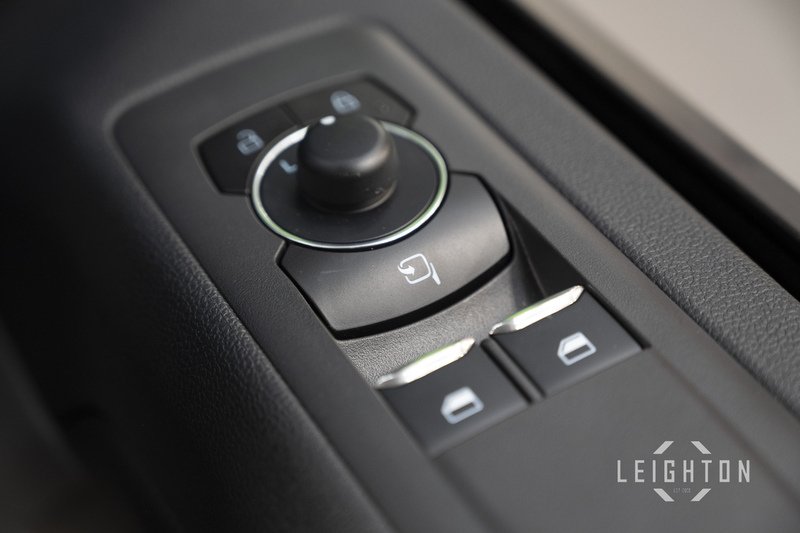 Ford Transit Custom 2.5 320 232ps Auto PHEV Panel Van L1 - N6068