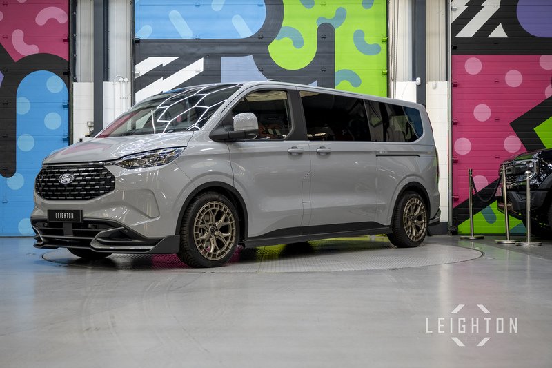 Ford Tourneo Custom 2.5 340 232ps Auto PHEV Tourneo L2 - N6069