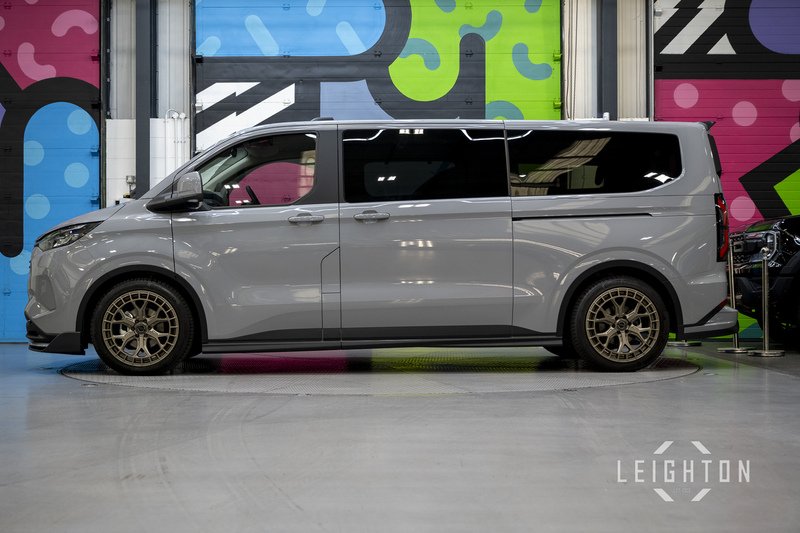 Ford Tourneo Custom 2.5 340 232ps Auto PHEV Tourneo L2 - N6069
