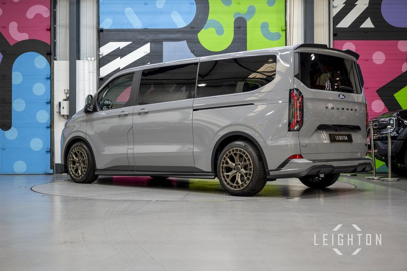 Ford Tourneo Custom 2.5 340 232ps Auto PHEV Tourneo L2 - N6069