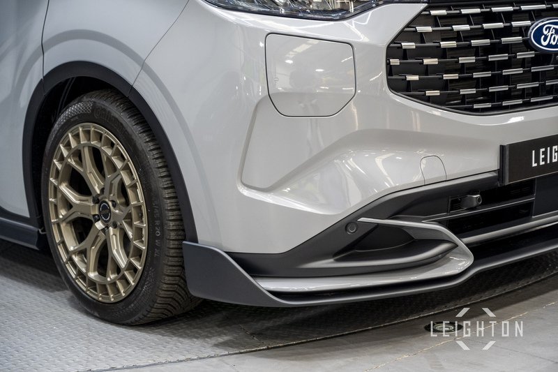 Ford Tourneo Custom 2.5 340 232ps Auto PHEV Tourneo L2 - N6069