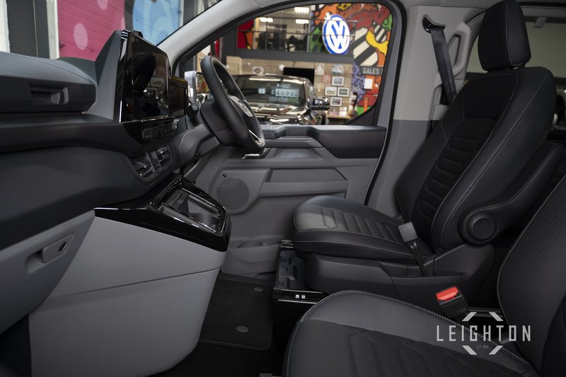 Ford Tourneo Custom 2.5 340 232ps Auto PHEV Tourneo L2 - N6069