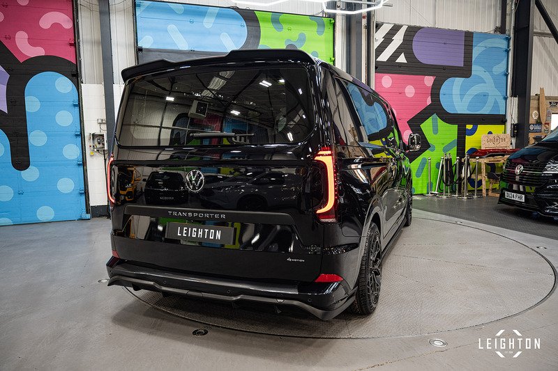 Volkswagen Transporter 2.0 - Large 12