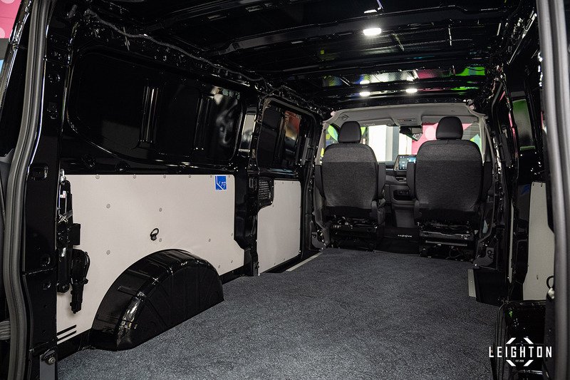 Volkswagen Transporter 2.0 - Large 33