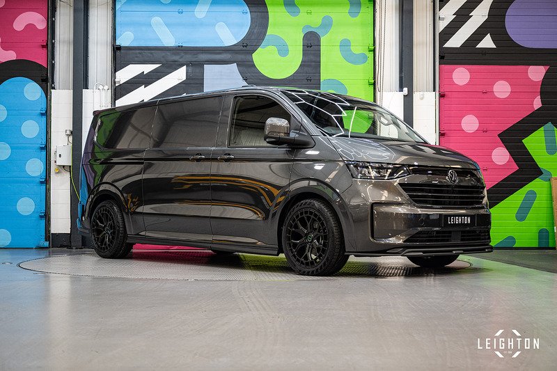 Volkswagen Transporter T7 T32 LWB 2.0BiTDI 150PS AUTO 4MOTION Panel Van LV-R  Pack Graphite Dust Metallic