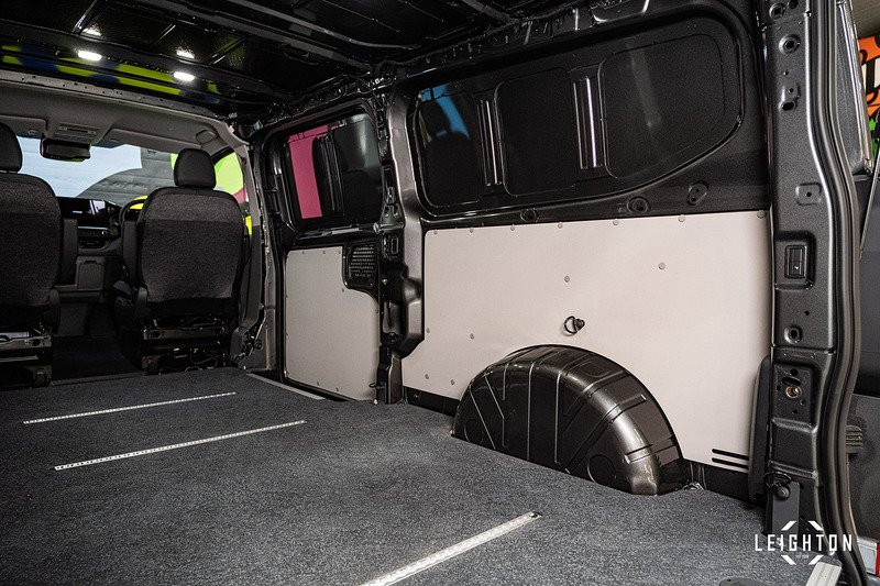 Volkswagen Transporter 2.0 - Large 17