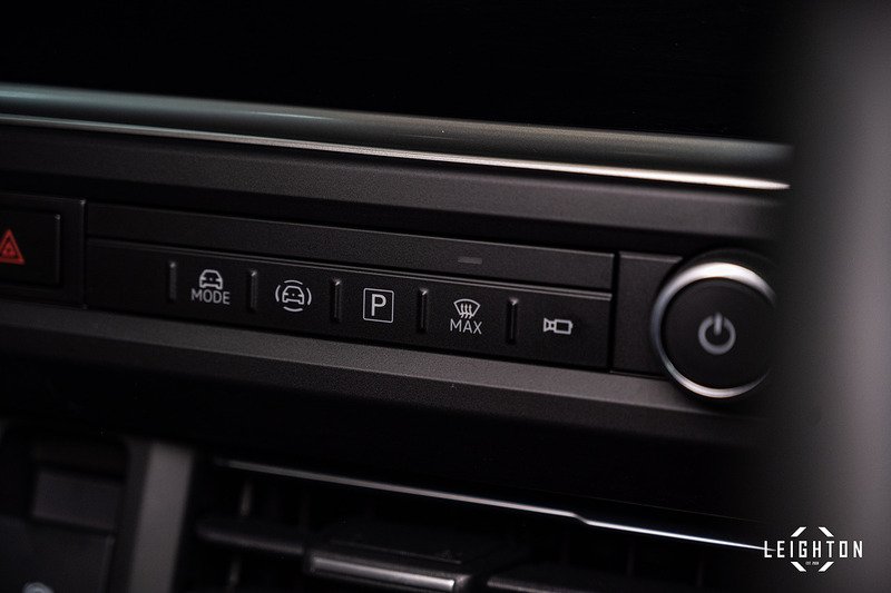 Volkswagen Transporter 2.0 - Large 25