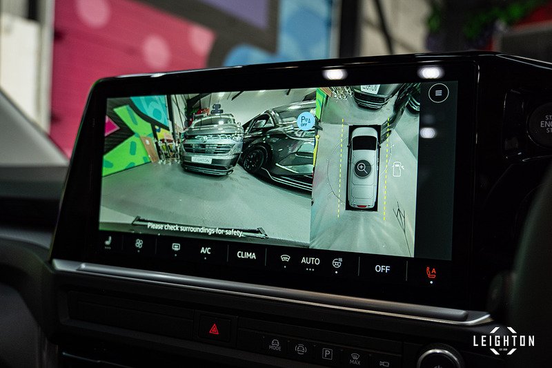 Volkswagen Transporter 2.0 - Large 28